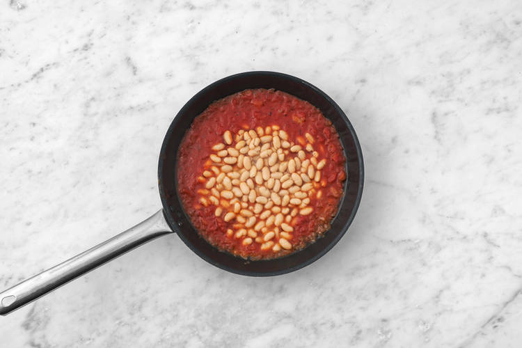 Bohnen-Ragout zubereiten