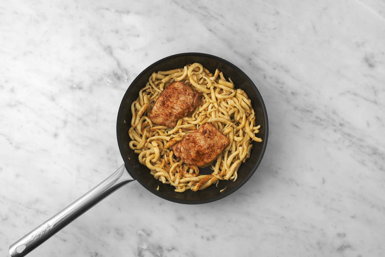 Fleisch & Spätzle braten