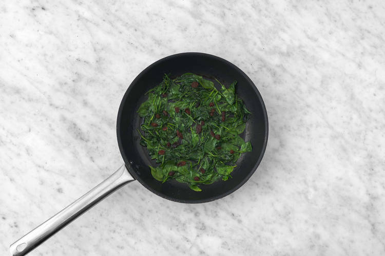 La poêle prend le relais