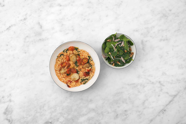 Cook scallops and serve