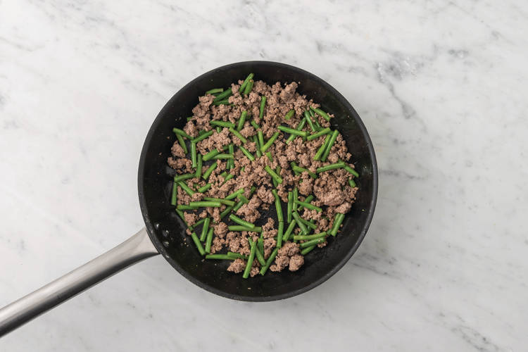 Cook the veggies & mince