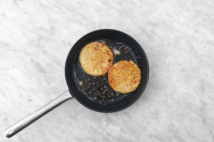 Préparer le pain perdu