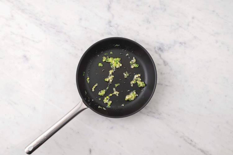 Make the gyoza sauce