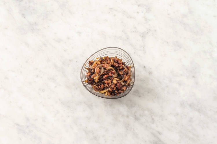 Make the bacon jam