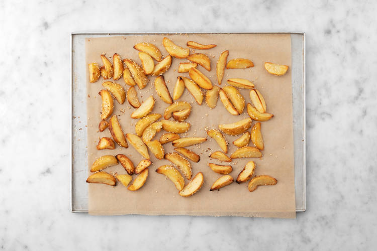Bake sesame wedges