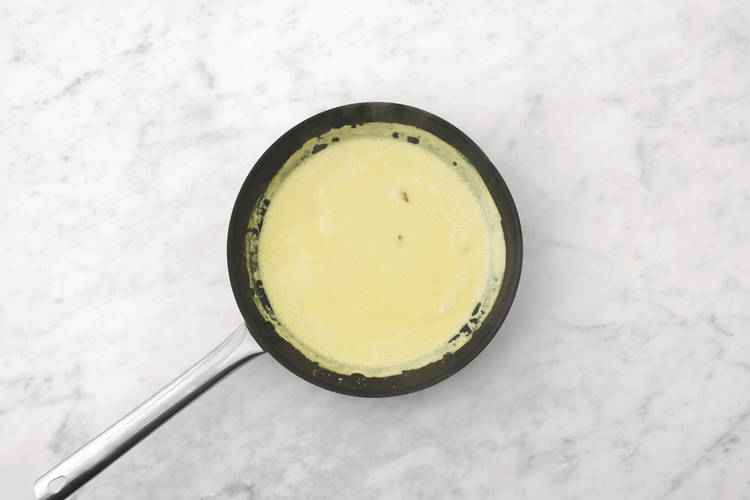 Make the curry sauce