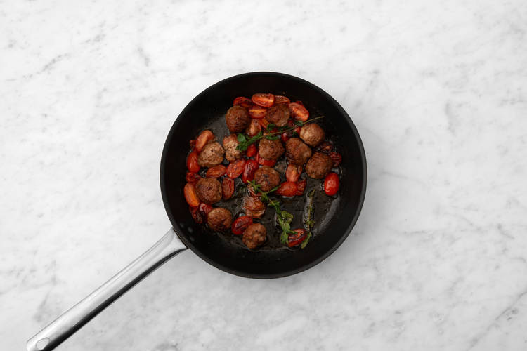 Cuocere le polpette