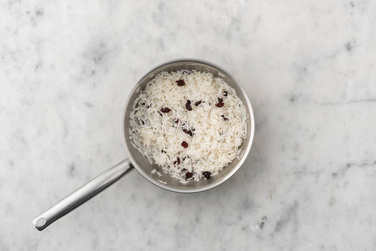 Cook the rice