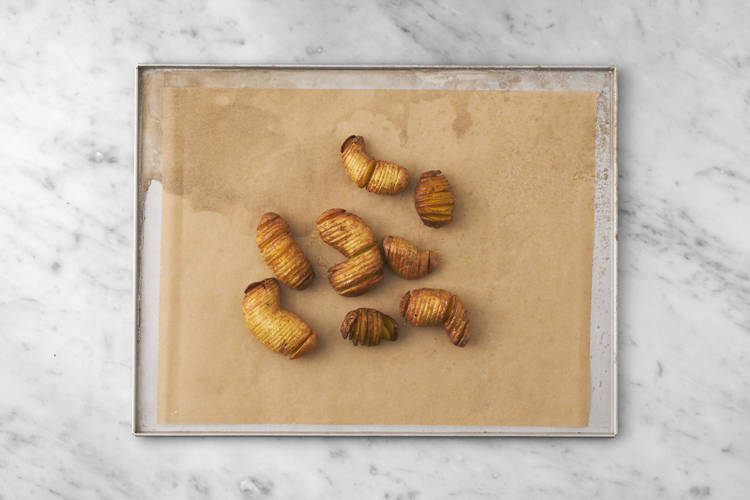 Lav hasselback kartofler