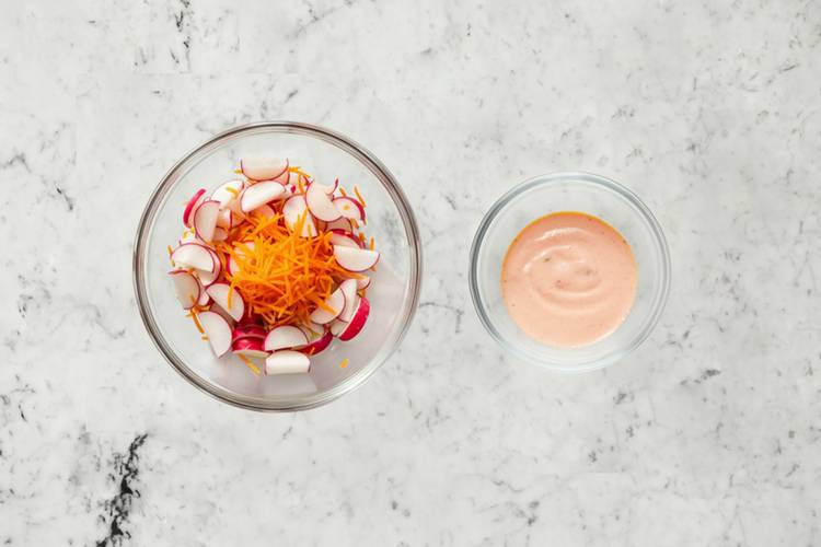 PICKLE VEGGIES & MIX SAUCE