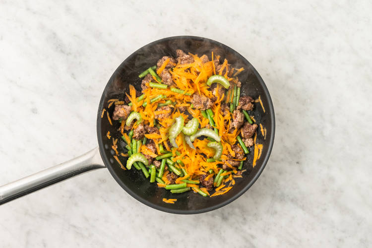 Cook the beef & veggies