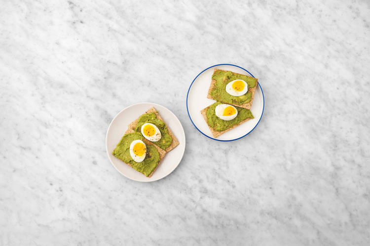 Optie 2: Smashed avocado en gekookte eieren