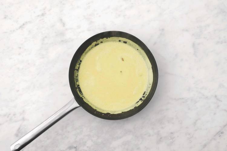 Make the curry sauce