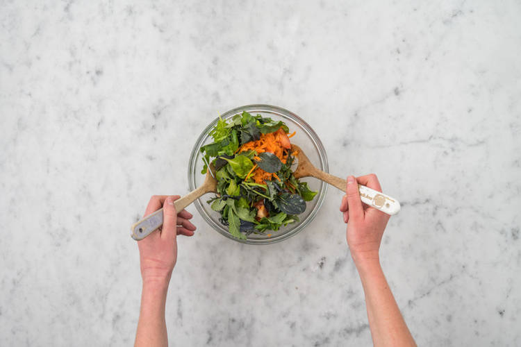 Make the salad 