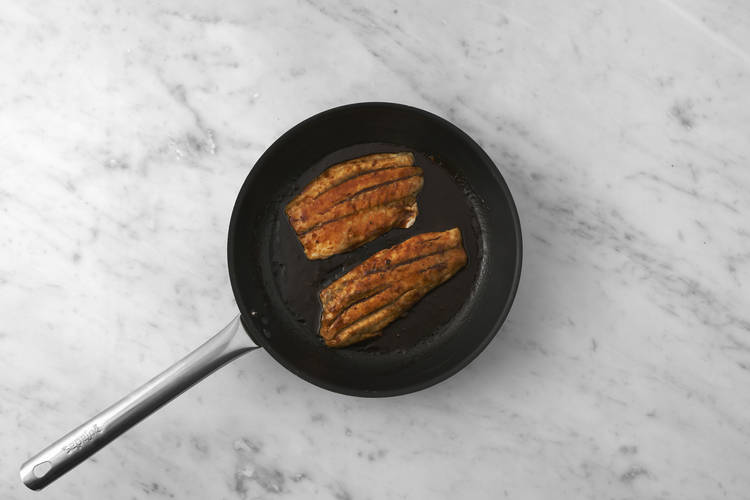 Cook the prawns