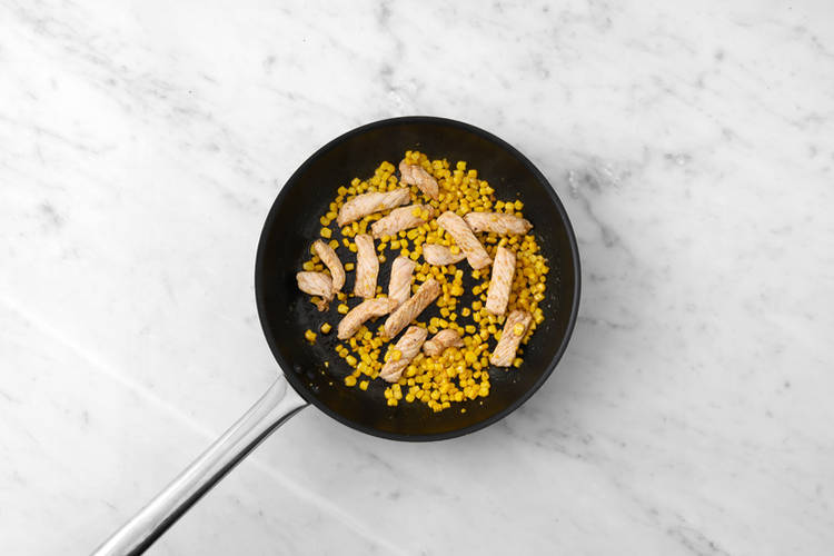 Cook the prawns & corn