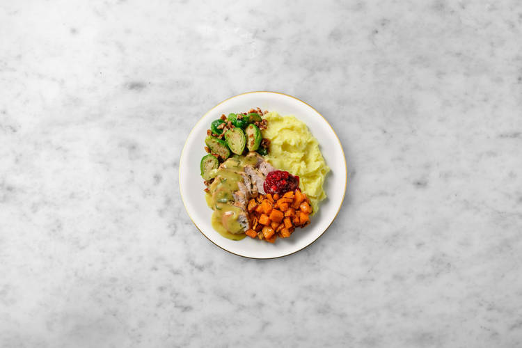 Préparer la sauce et servir