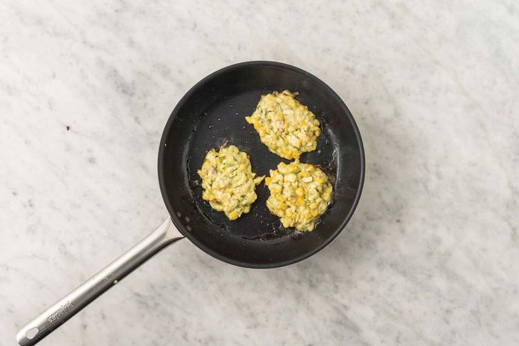 Cook the fritters 
