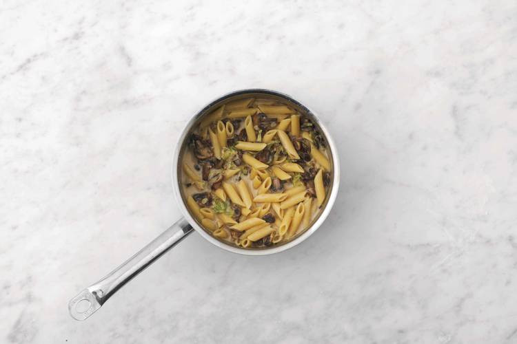 Add the pasta