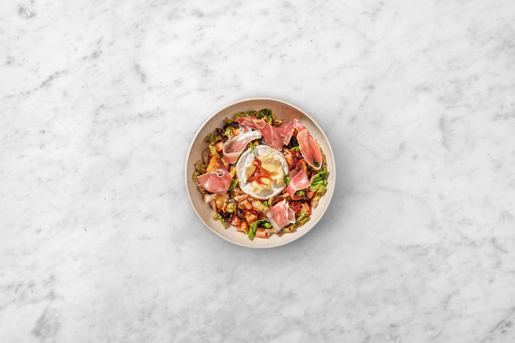 Salat anrichten