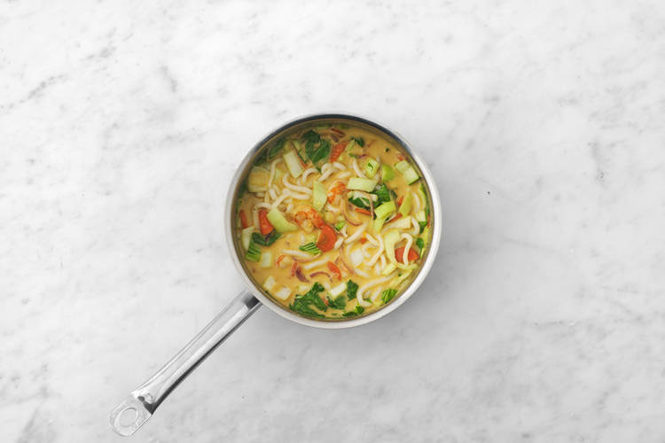 Finish the laksa