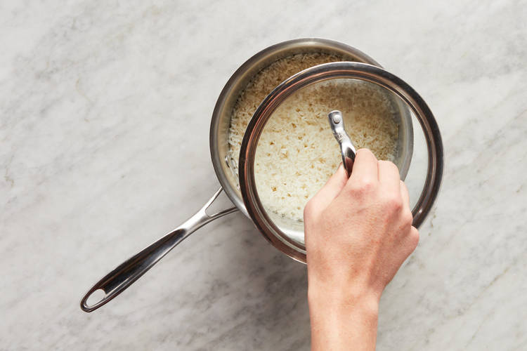 Cook Rice & Mix Sauce