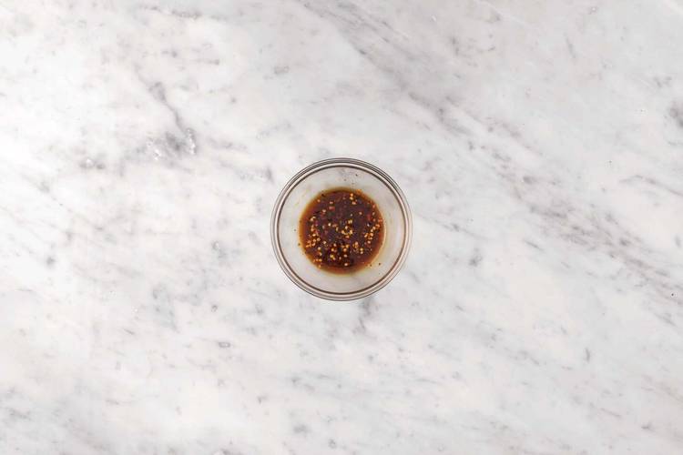 Make the soy-chilli oil