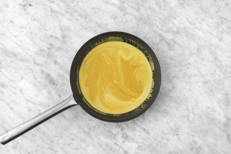 Make the curry sauce