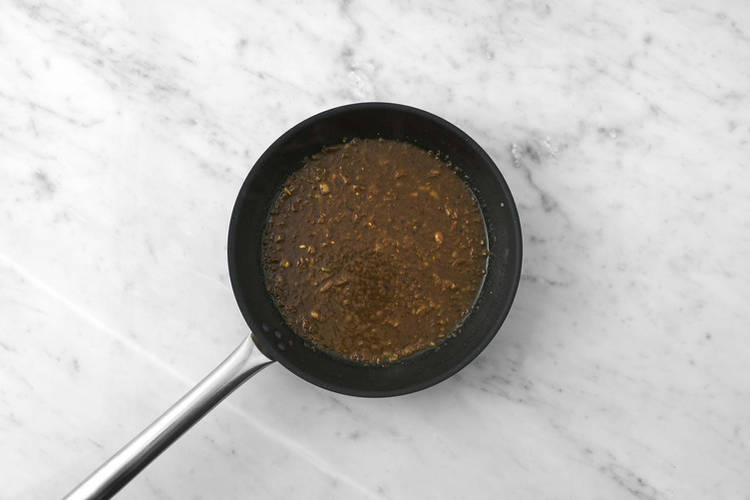 Prepara la salsa