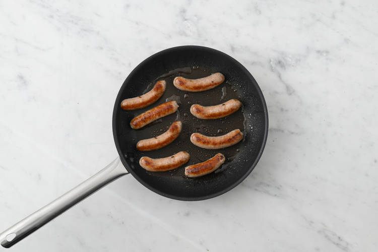 Cocina las salchichas