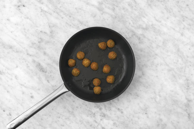 Cook the Falafels