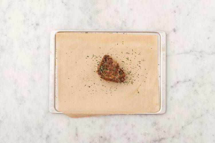 Make the garlic yoghurt & cook the halloumi