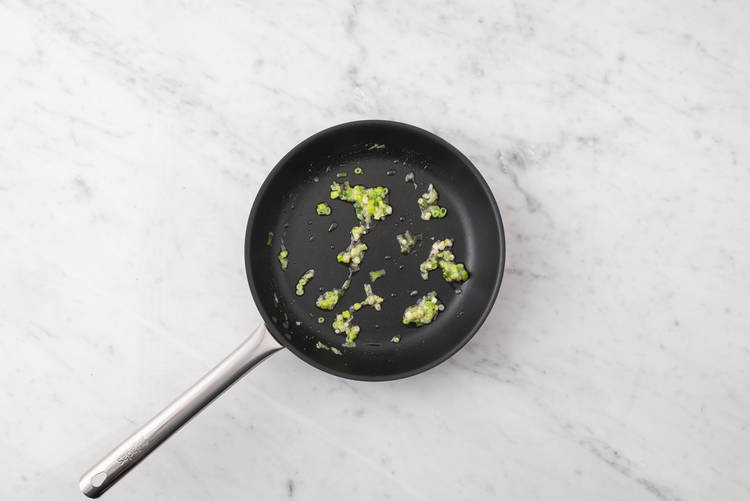 Make the gyoza sauce