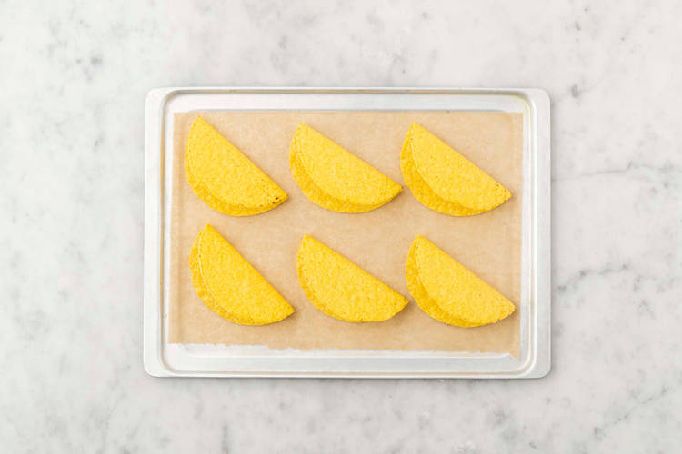 Réchauffer les coquilles à tacos