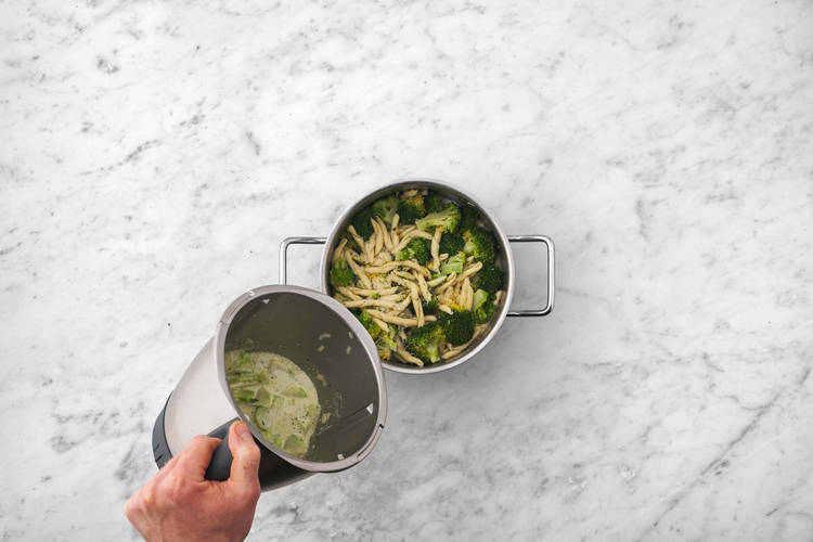 Sauce & Pasta vollenden