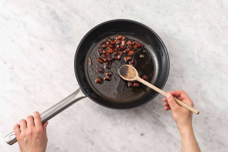 Cook the chorizo topping