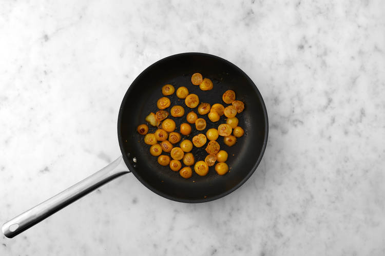 Cuocere i pomodorini