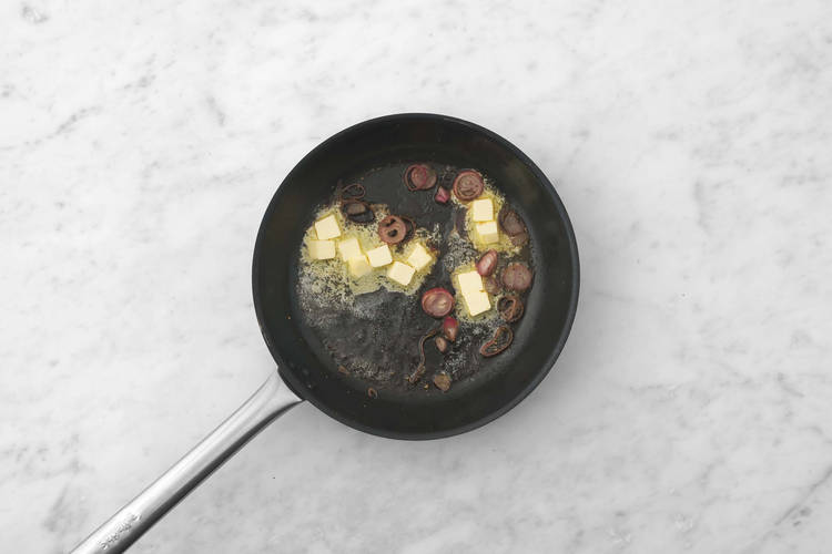 Preparare la salsa al burro