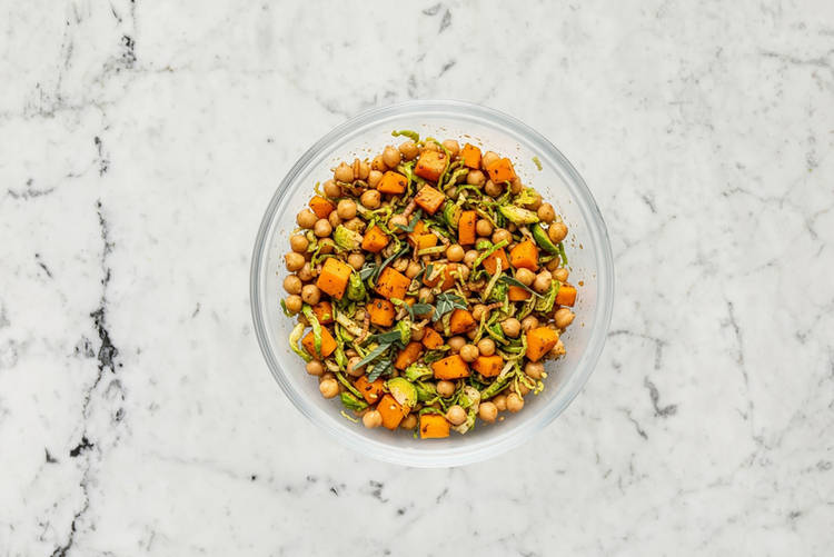 Préparer les légumes et les pois chiches