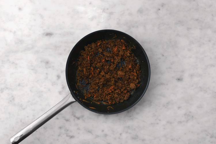 Cook the plant-based mince