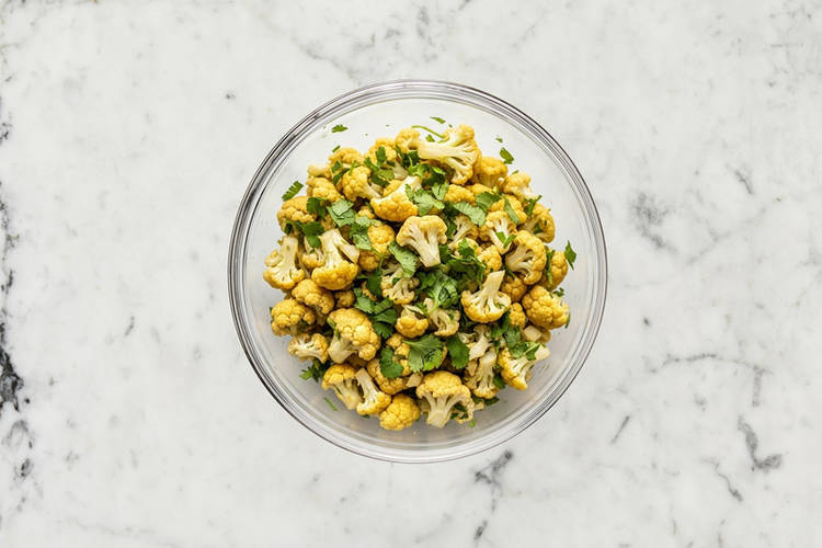 Finish cauliflower topping