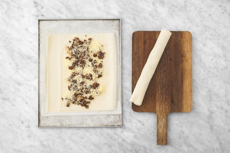 Assemble the filo-wrapped bites