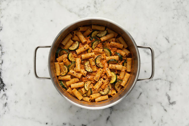 Assembler les pâtes