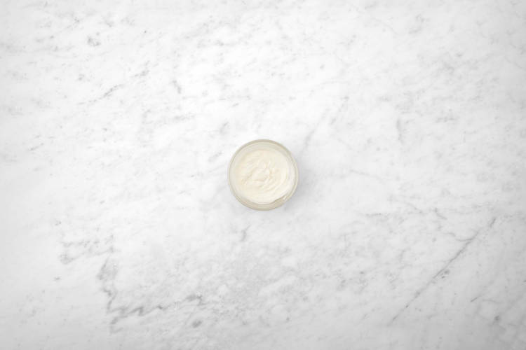 Lag hvitløksyoghurt