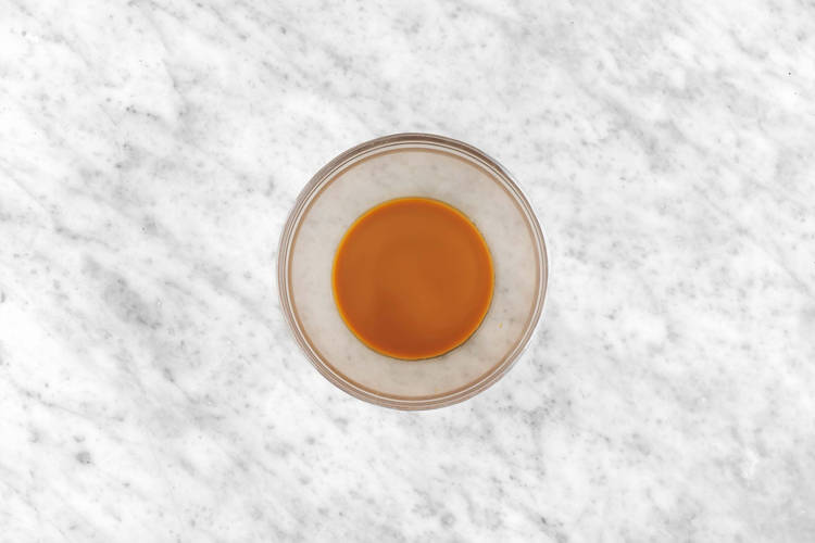 Préparer et commencer la sauce teriyaki