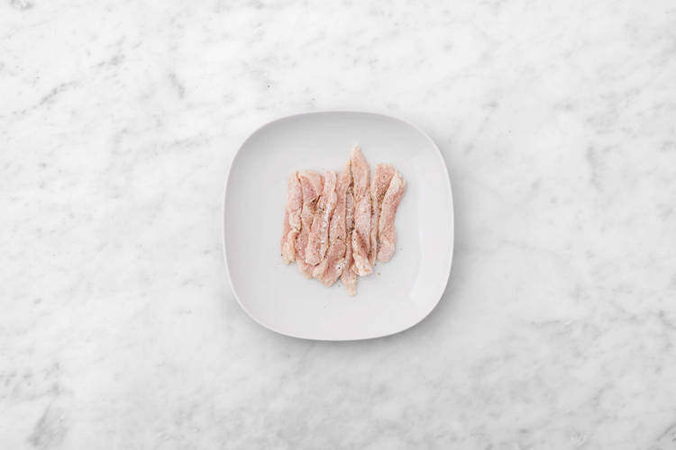 A/R dans la farine pour le poulet