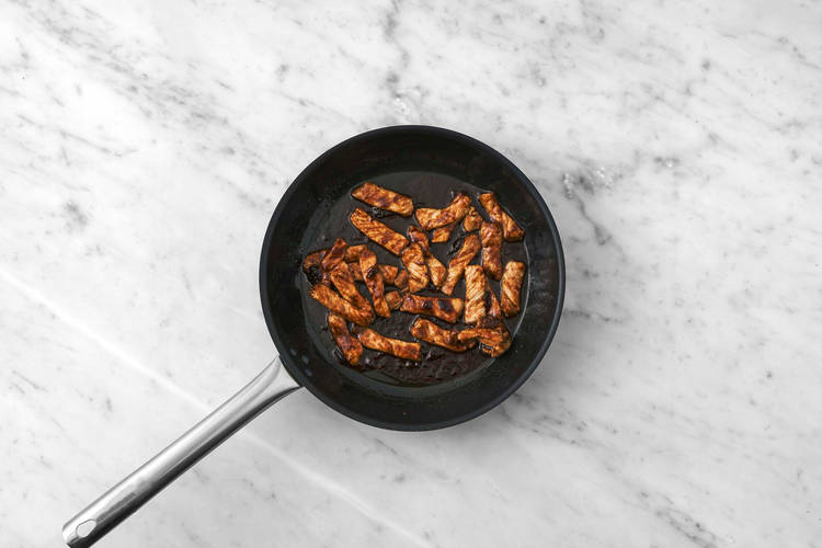 Varkensreepjes bakken