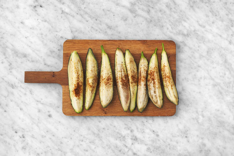 Aubergine in de magnetron