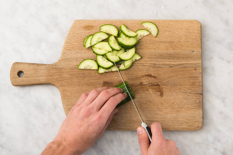 Lav sesam-agurkesalat