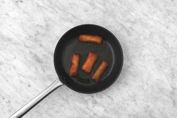 Fry the spring rolls